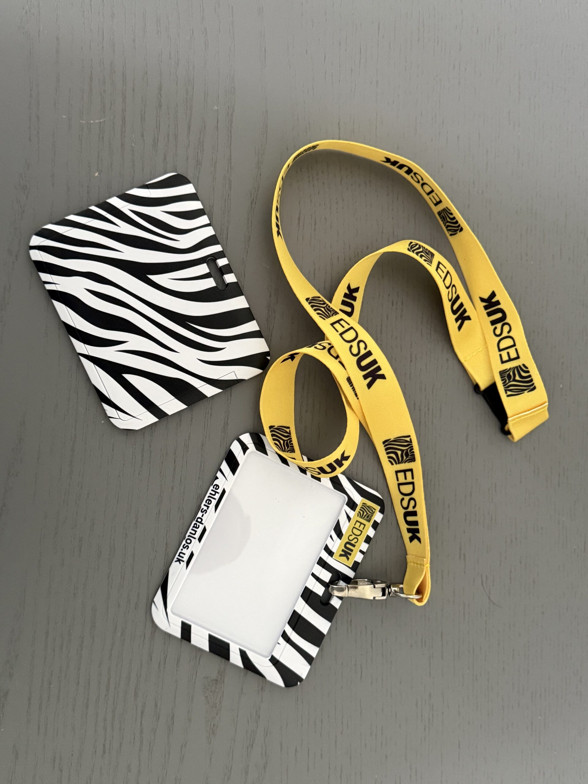 Medical card/badge holder and lanyard - Image 3